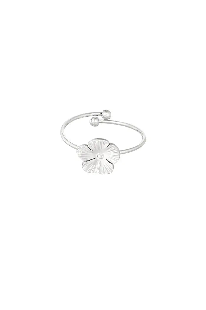 Ring met schattige bloem- Zilver