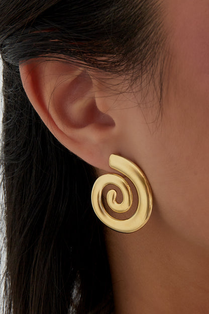 Oorbellen small swirly wave - goud